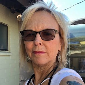 Meet your Posher, Peggy